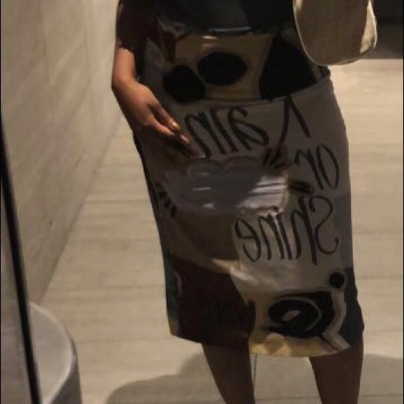 Burberry Skirt - Picture 5 of 6